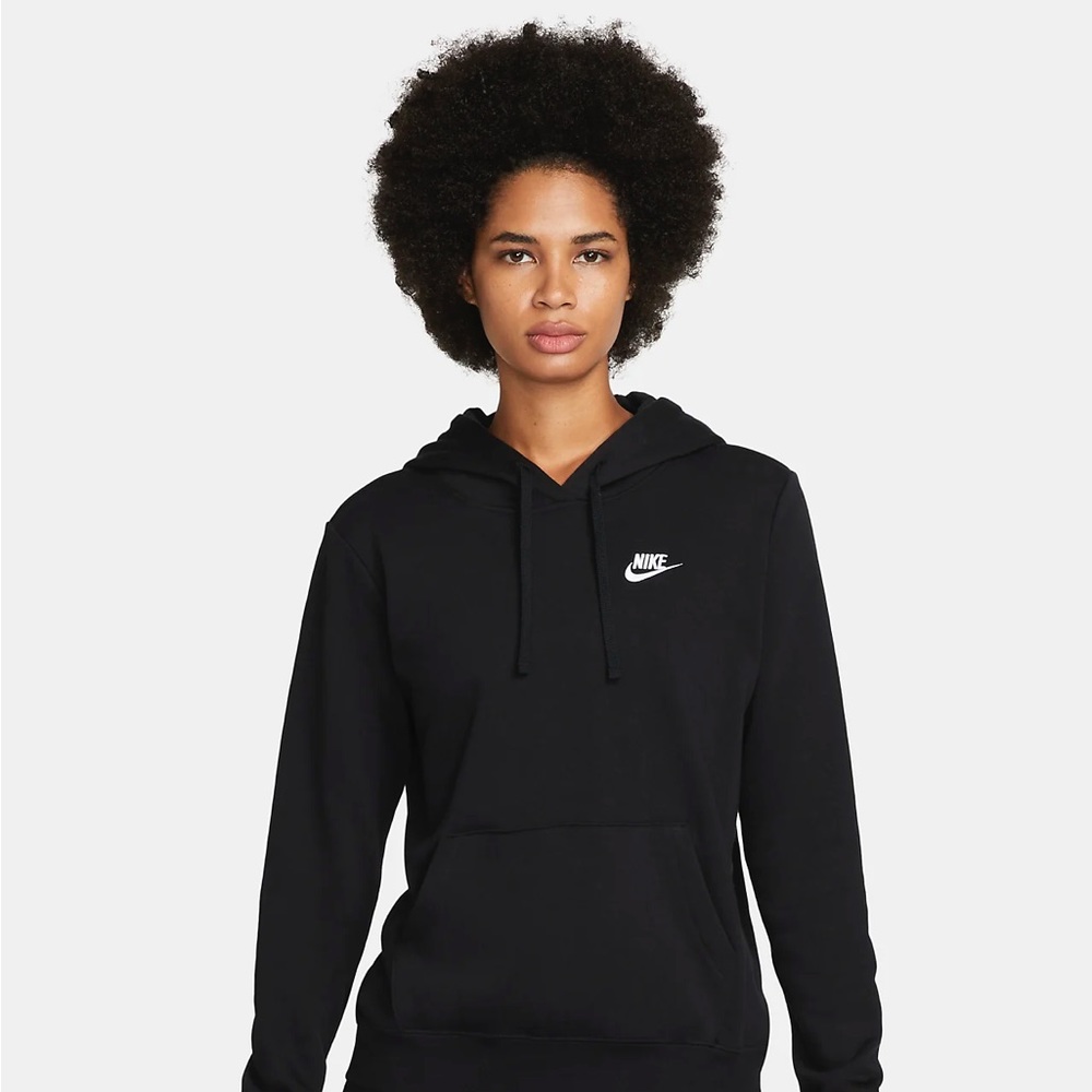 black nike sweatshirt